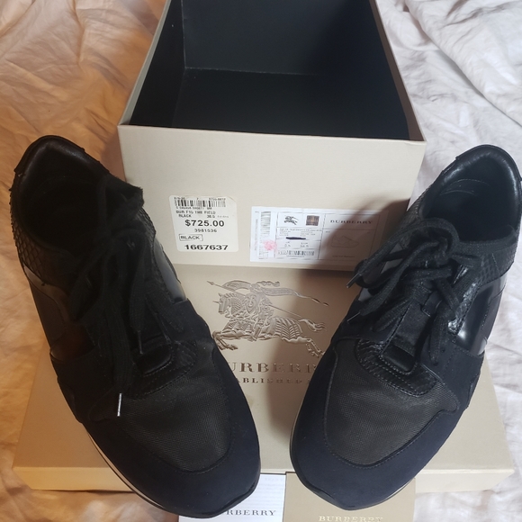 Burberry Sneakers - Picture 3 of 6